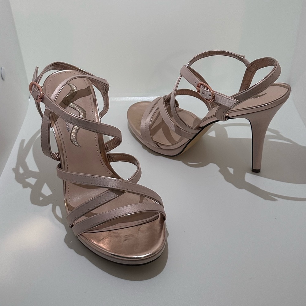 Sexy, strappy, lady’s heels - Rose Gold - Like New - Picture 2 of 5